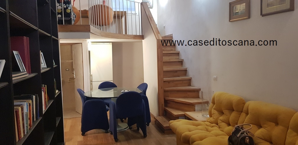 INCISA - BILOCALE CON SOPPALCO IN CENTRO