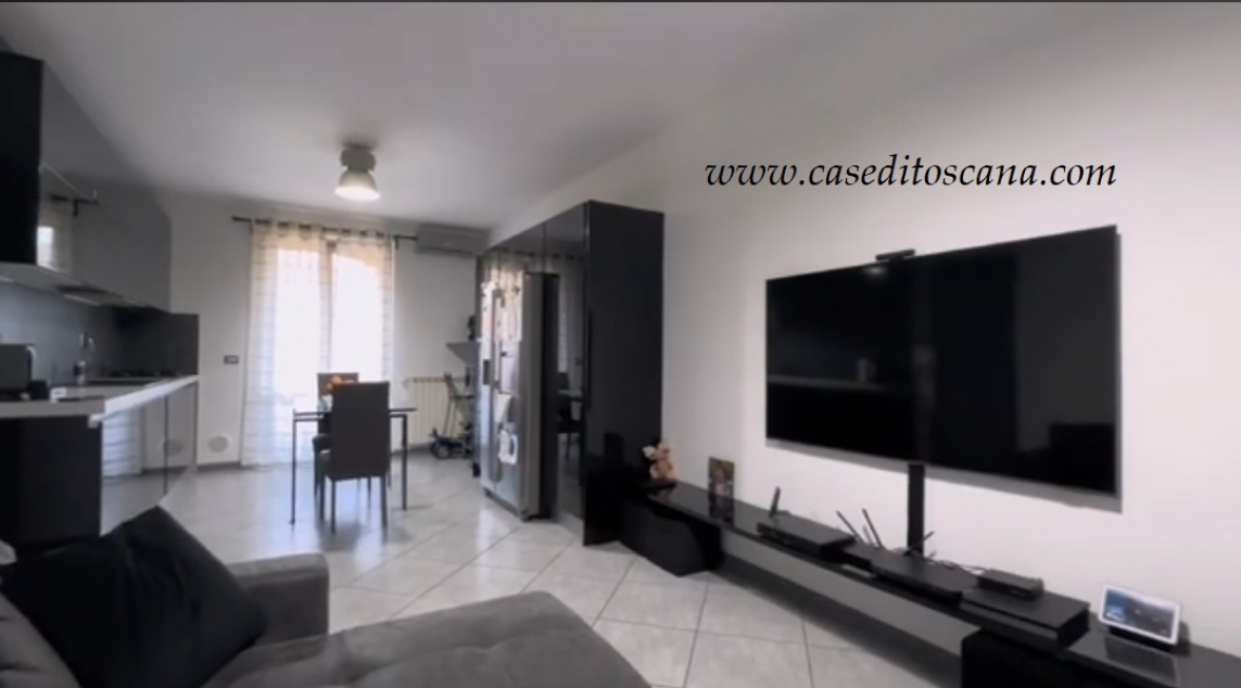 LE CORTI - LUMONOSO 4 VANI CON TAVERNA DI 80 MQ E GARAGE DI 30 MQ