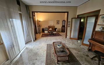 INCISA CENTRO - AMPIO E LUMINOSO APPARTAMENTO INDIPENDENTE NEL CENTRO DI INCISA V.NO